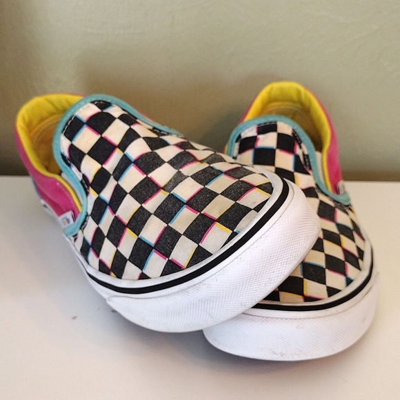 * SOLD * - Picture 11 of 16